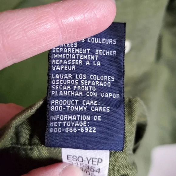 VINTAGE TOMMY HILFIGER | Button Down Shirt in Green sz XL - Picture 6 of 7
